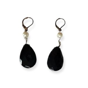 Elegant Black and Pearl Drop Earrings